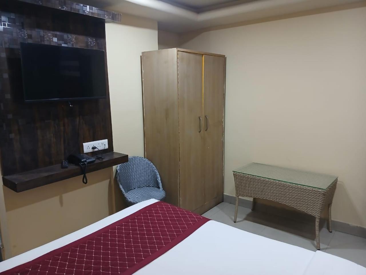 Blossoms Room Hotel Alekhya Residency- Luxury Lollection Hyderabad Ngoại thất bức ảnh